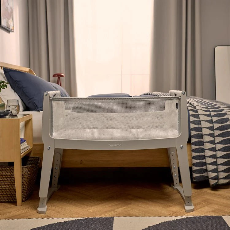 SnuzPod Studio Bedside Crib