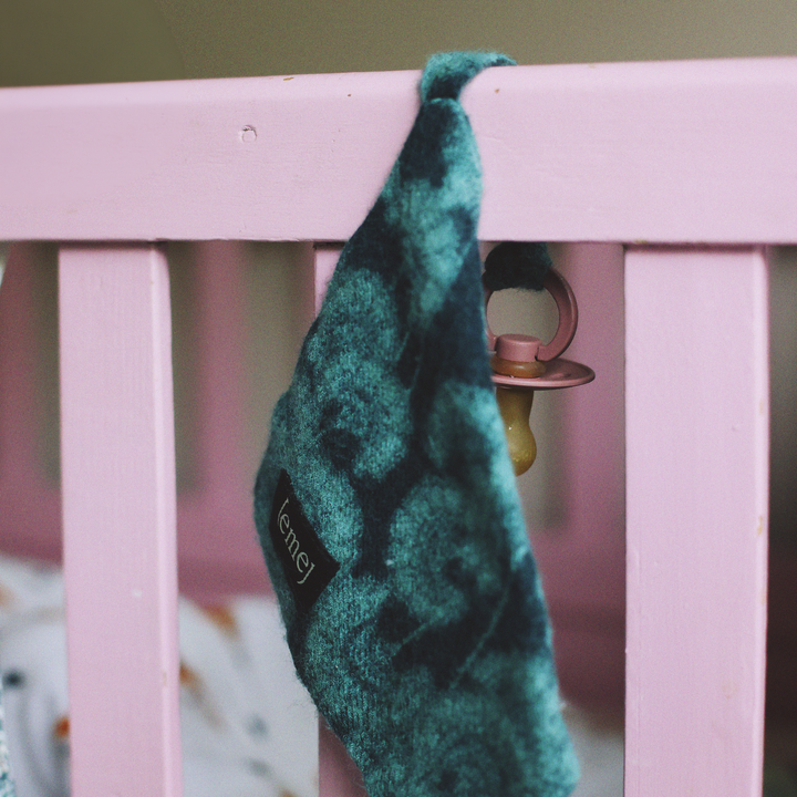 Schnullertuch aus Wolle-Seide-Mischung