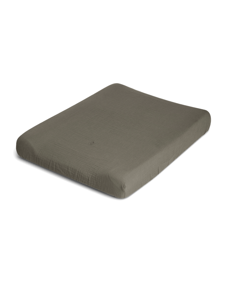 Garbo & Friends Changing mat cover - Muslin Geranium - Hola BB