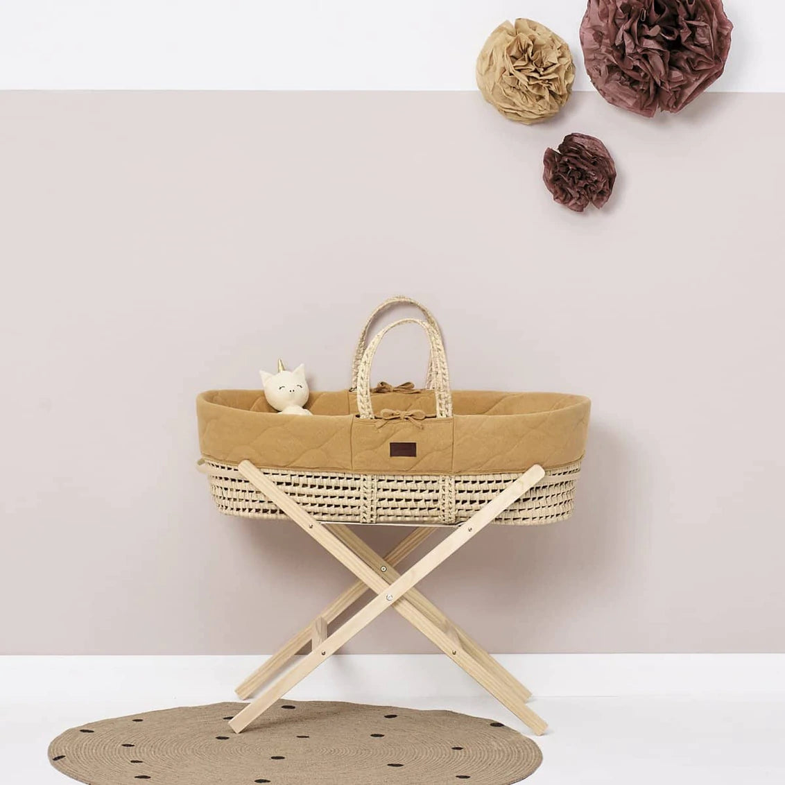 The Little Green Sheep Quilted Moses Basket and Stand Bundle Honey - Hola BB